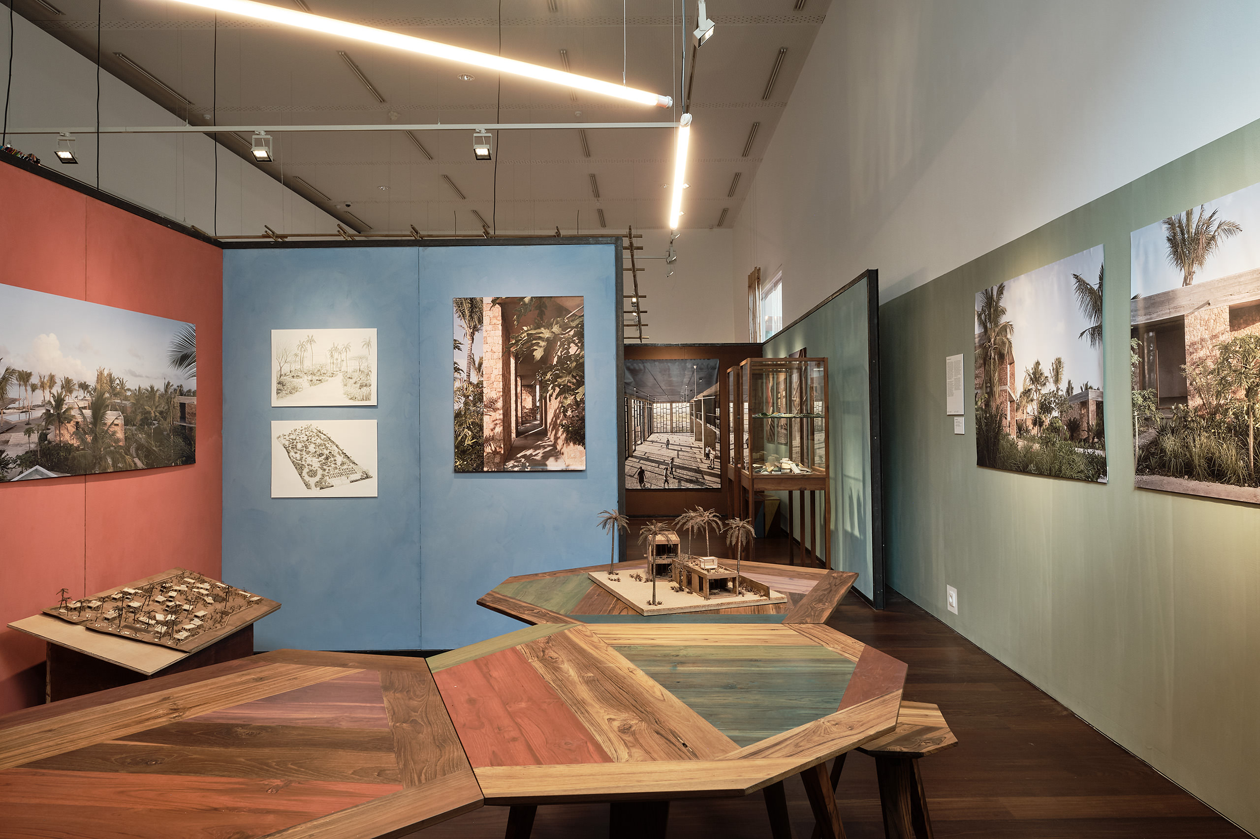 E19726 Fuji 8126 SCREEN